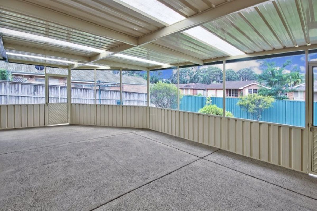 8 Sandpiper Place, Green Point