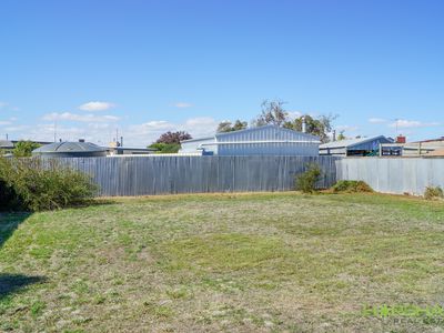 52 Alexander Avenue, Horsham