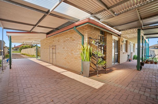 12B Lewington Street, Rockingham