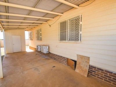 2 / 15 Rutherford Road, South Hedland