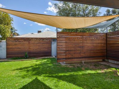 4B Nepean Grove, Hannans