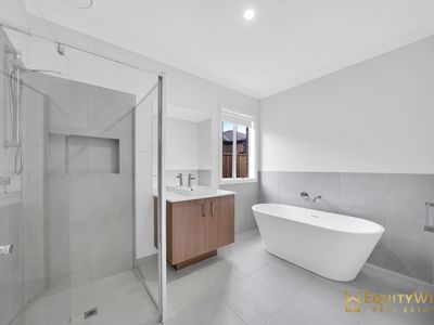 8 Dugite Street, Wyndham Vale