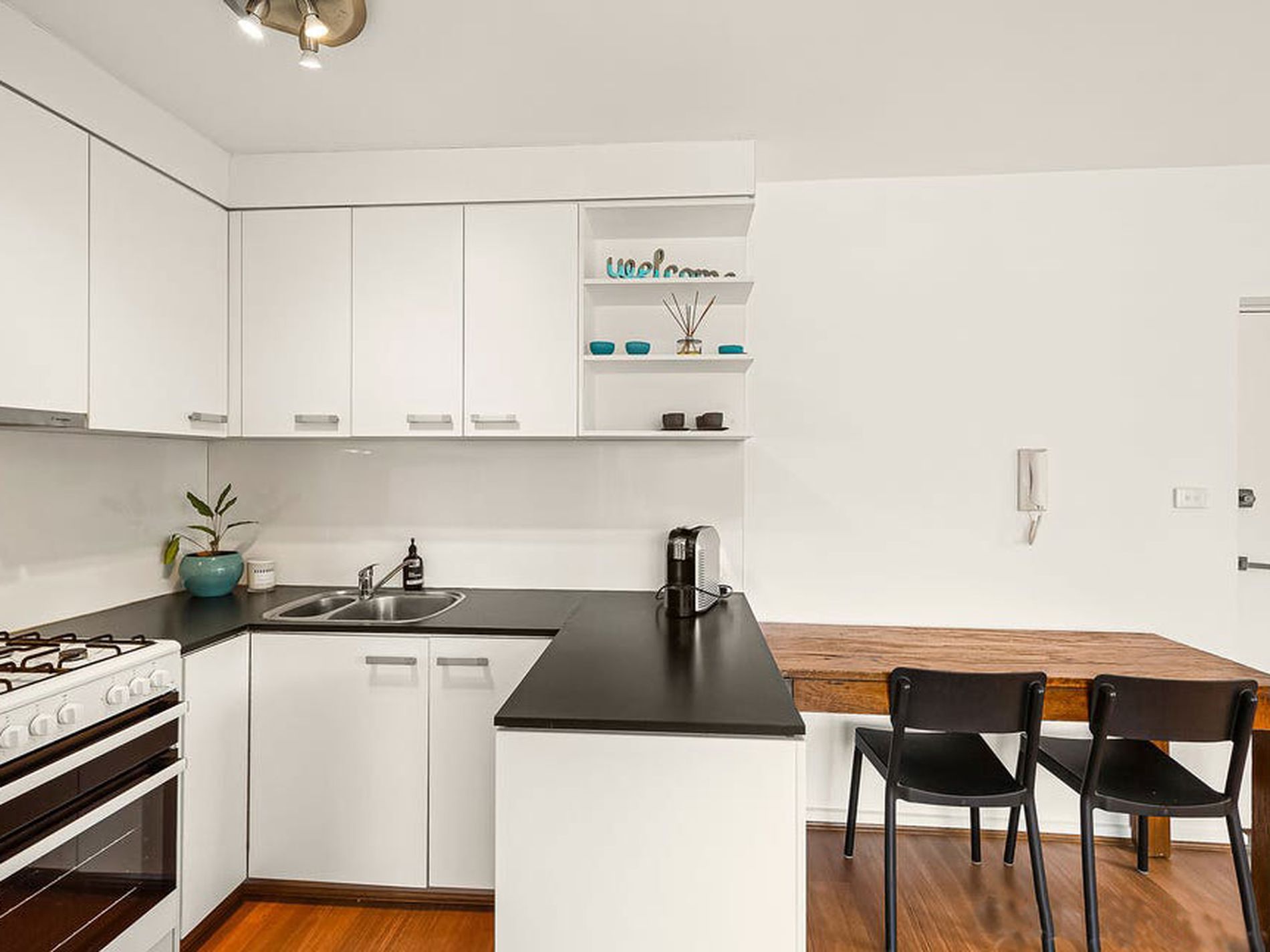 1 / 165 Stokes Street, Port Melbourne