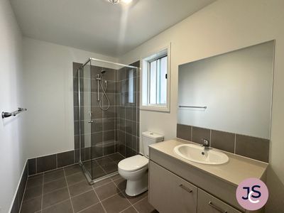 26B Blackbutt Parade, Kotara South