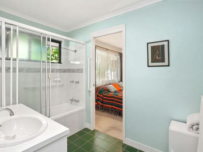 11 Rainforest Court, Boreen Point
