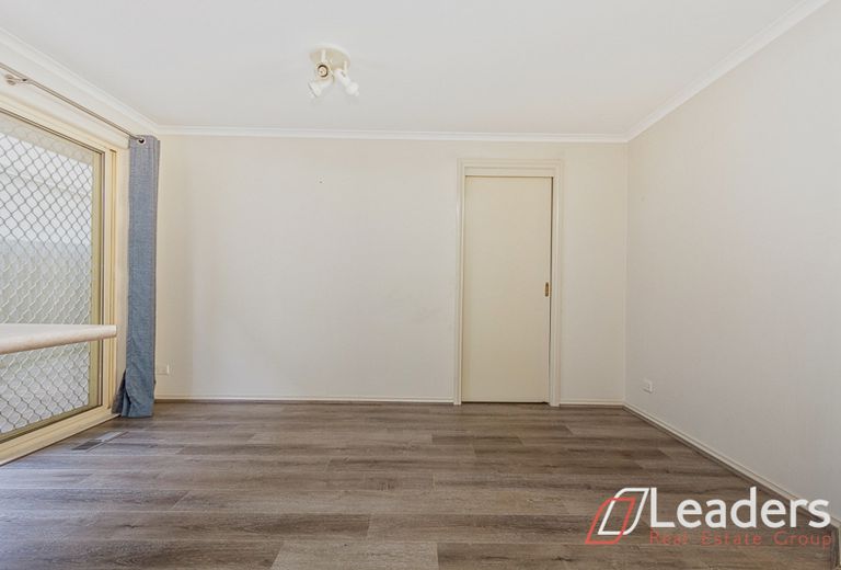 2 / 19 Martin Place, Glen Waverley