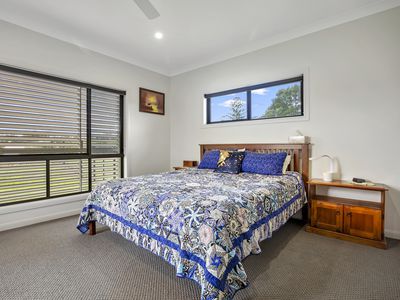 6 Channel Court, Pie Creek