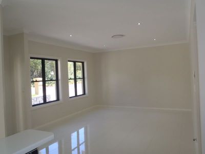 'The Avenue' / 32A Stonehaven Avenue, Dubbo