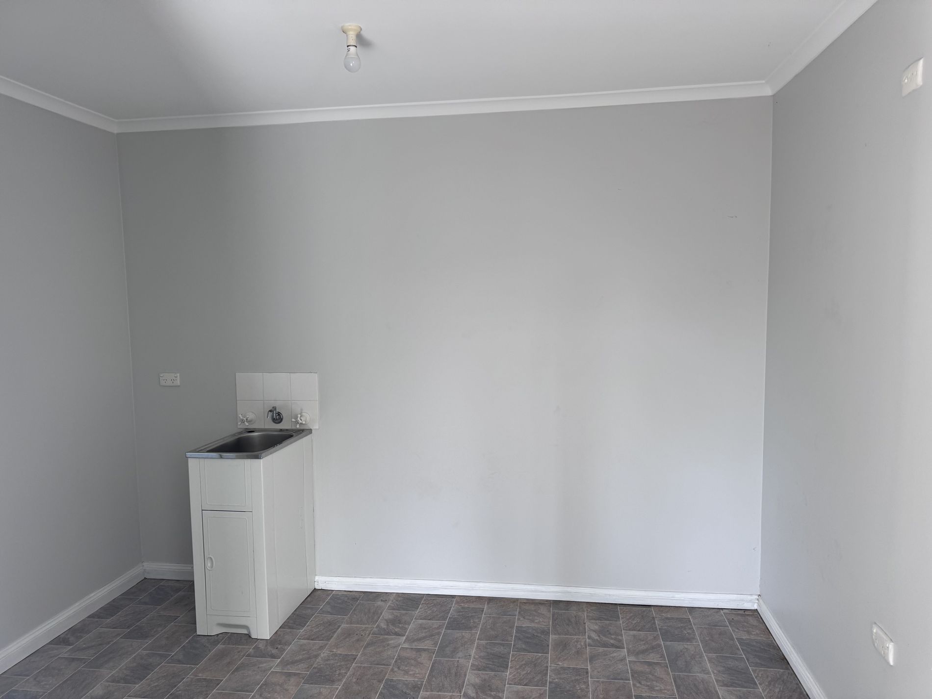 43 Windward Way, Milton