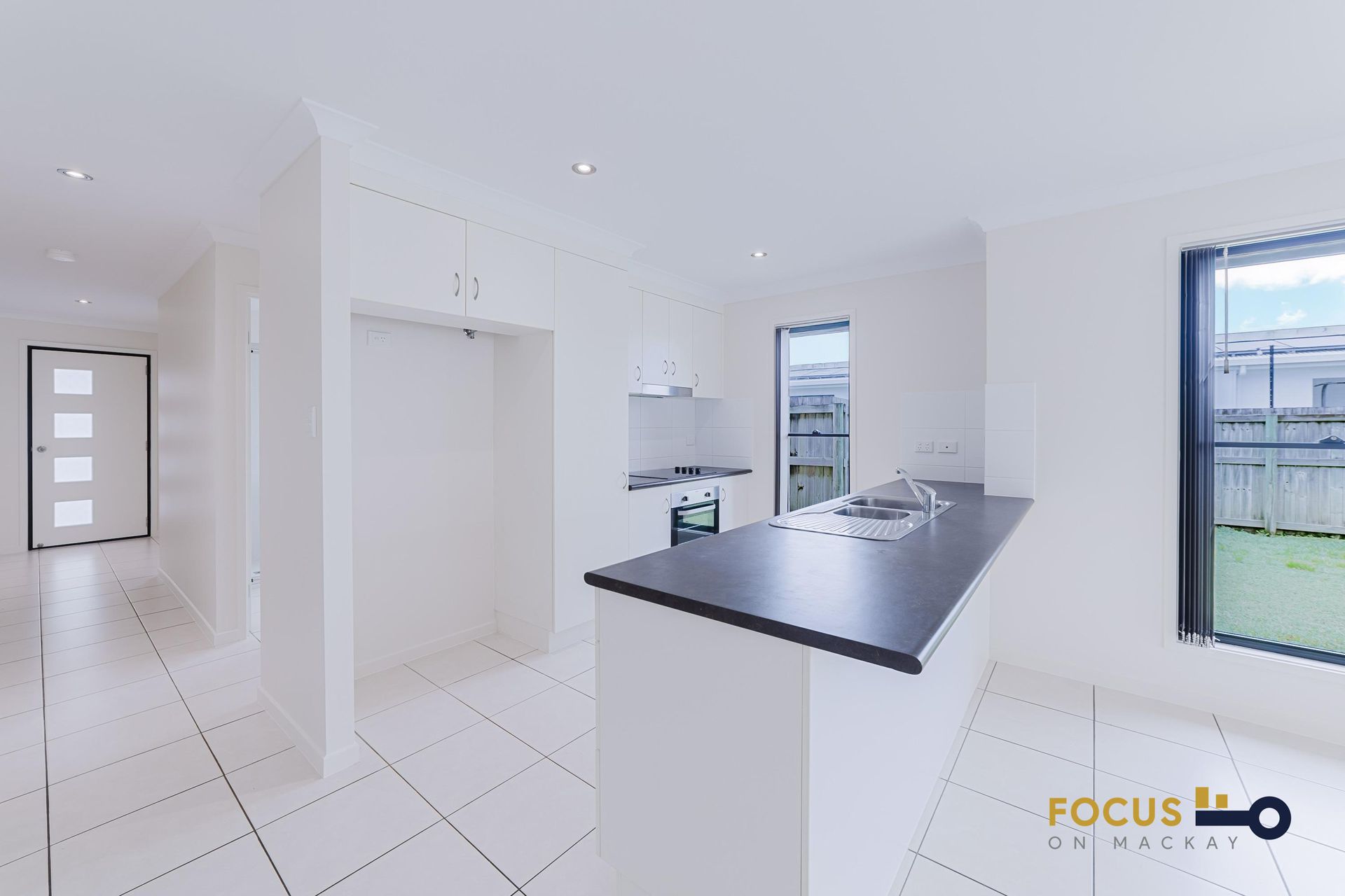 5 Chanelle Court, Glenella