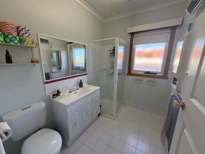 4 Henry Street, Warrnambool