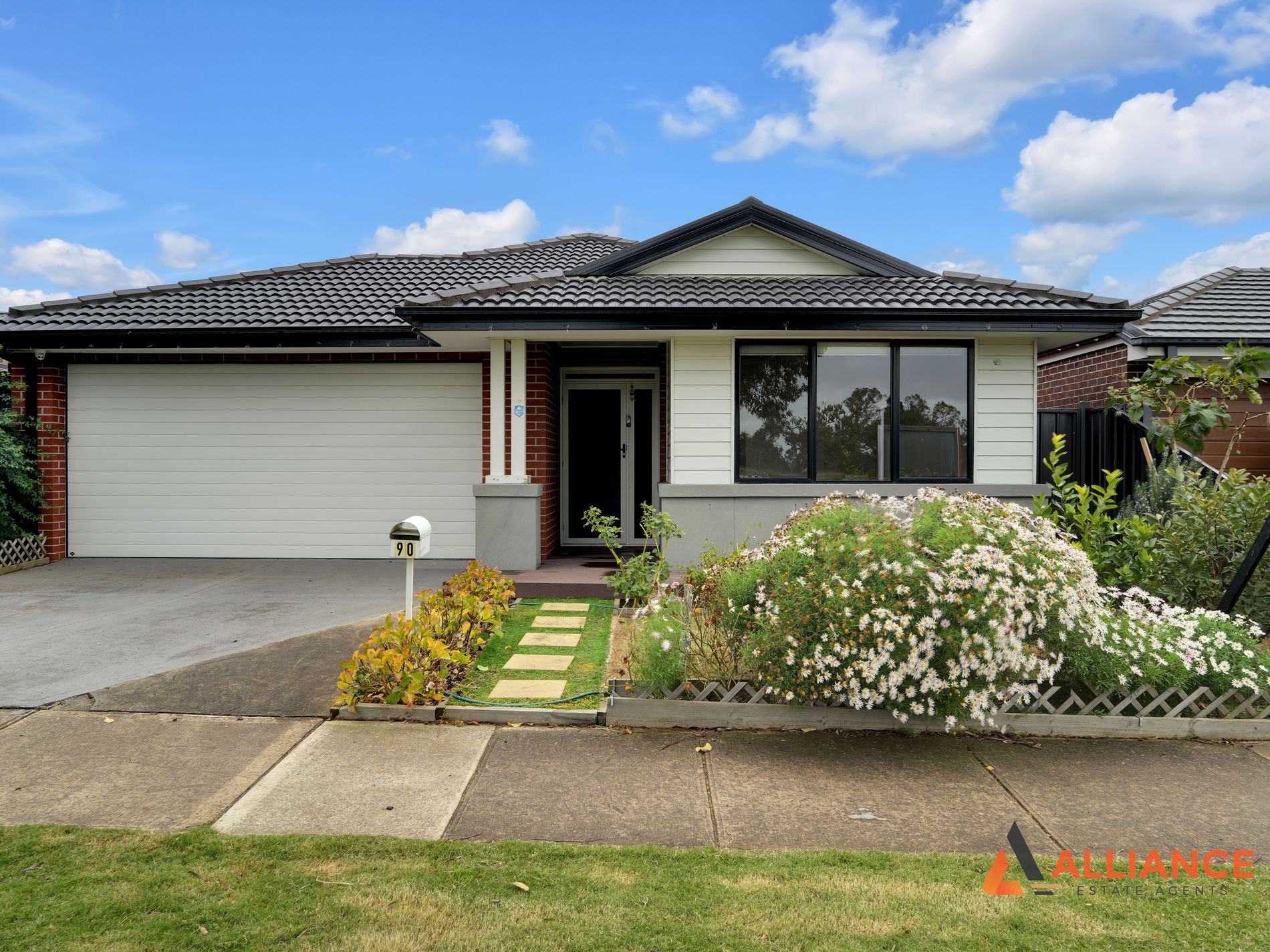 90 Bullion Avenue, Wollert