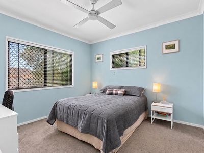 2 / 27 Latham Street, Chermside