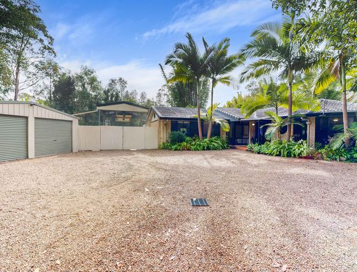 Private acreage for rent 5 minutes from Tewantin image 18