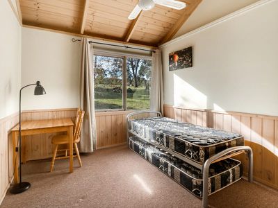28 Bushland Close, Barwite