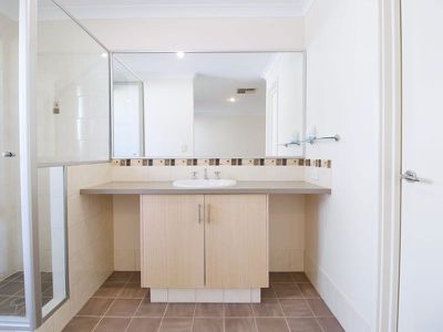 24 Almond Avenue , Shoalwater