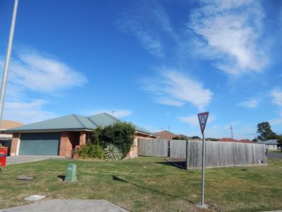 83 Rockman Drive, Raceview