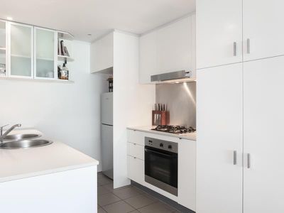 27 / 6B Grandstand Parade, Zetland