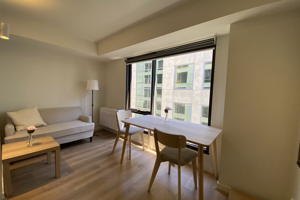 922 / 572 St Kilda Road, Melbourne