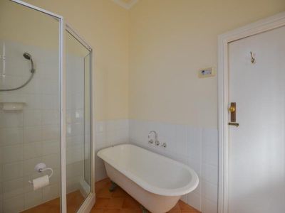 80 Bourke Street, Lamington