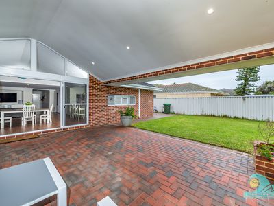 8 Compass Circle, Yanchep