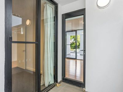 6 / 99 PALMERSTON STREET, Perth