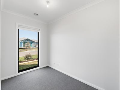 24 Sandalwood Street, Wangaratta