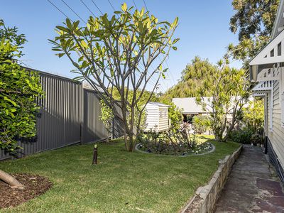 135 Whatley Crescent, Bayswater