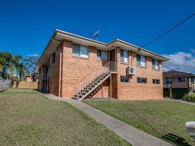 3 / 3 Treeby Street, Tingalpa