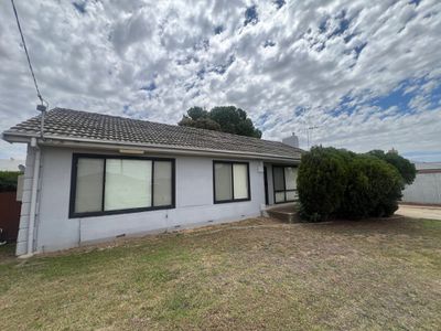 6 McDonald Street, Shepparton