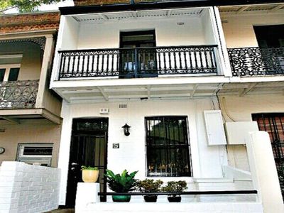 5 Great Thorne Street, Edgecliff