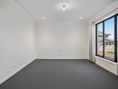 40 Clarence Avenue, Springfield