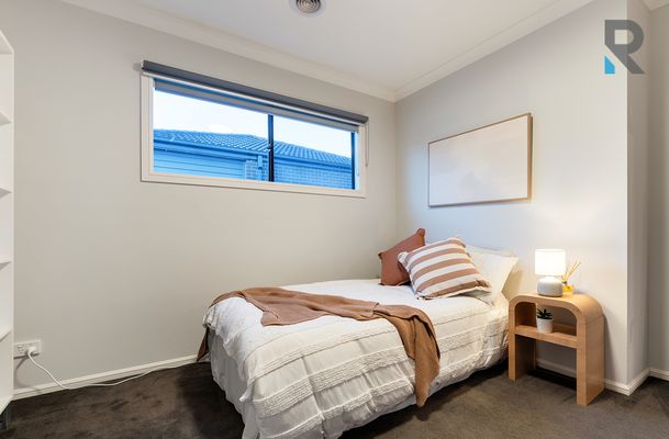 30 Flourish Circuit, Greenvale