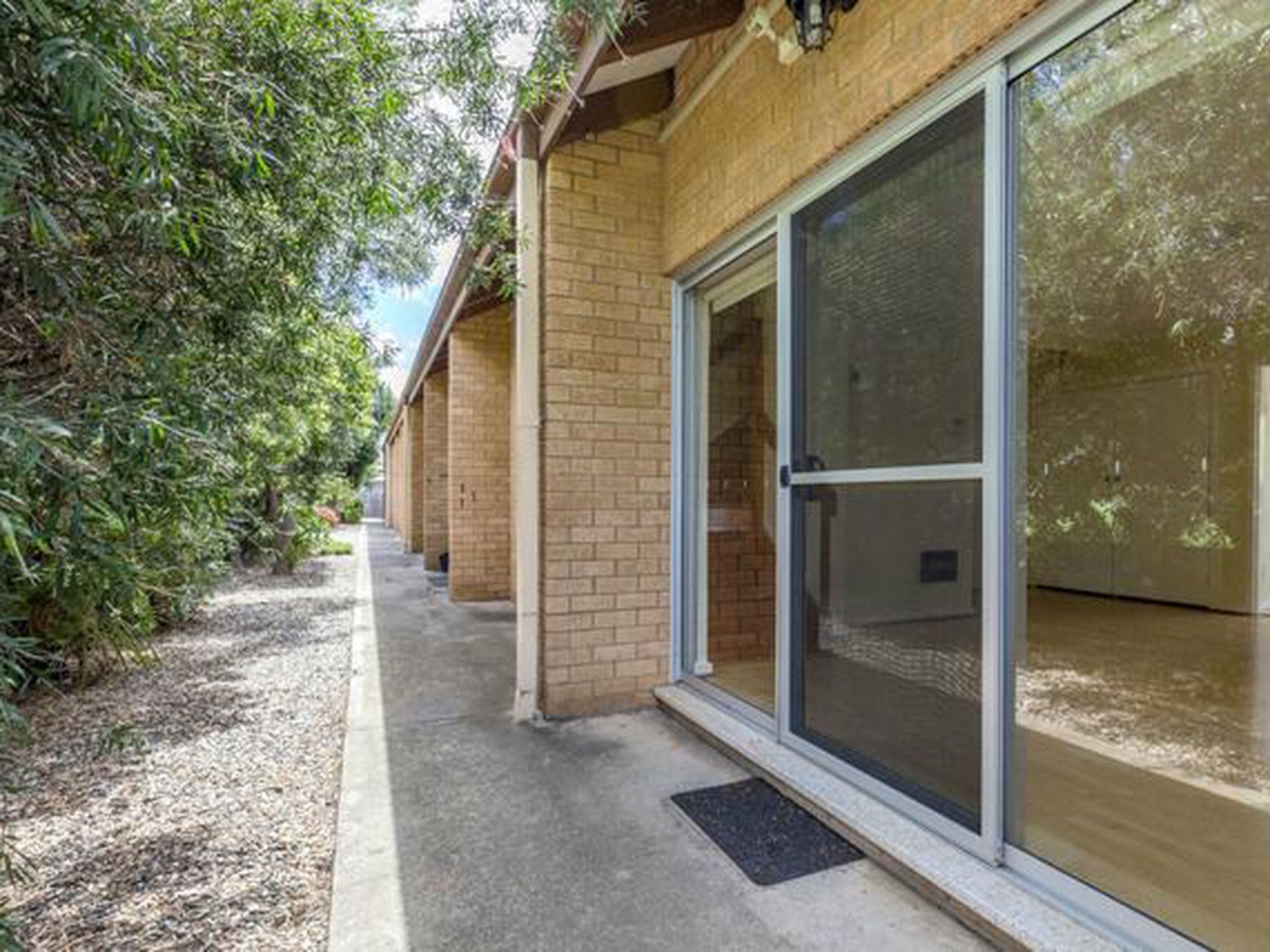 6 / 21 Morton Street, Queanbeyan