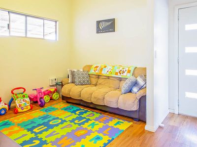 20 Homestead Ramble, Newman