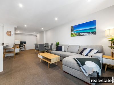 32 / 172 Railway Parade, West Leederville