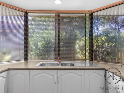 11 Sheldrake Way, Willetton