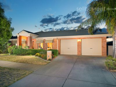 37 KINGFISHER DRIVE, Wodonga