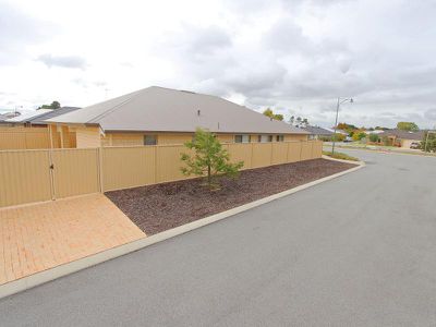 9 Lee-steere Crescent, Piara Waters