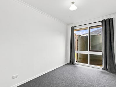 22 Helen Crescent, Sale
