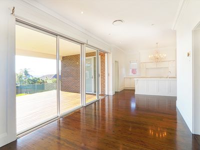 79 Minnamorra Avenue, Earlwood