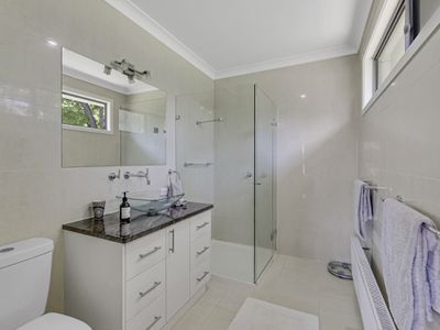 2271 Snow Road, Markwood