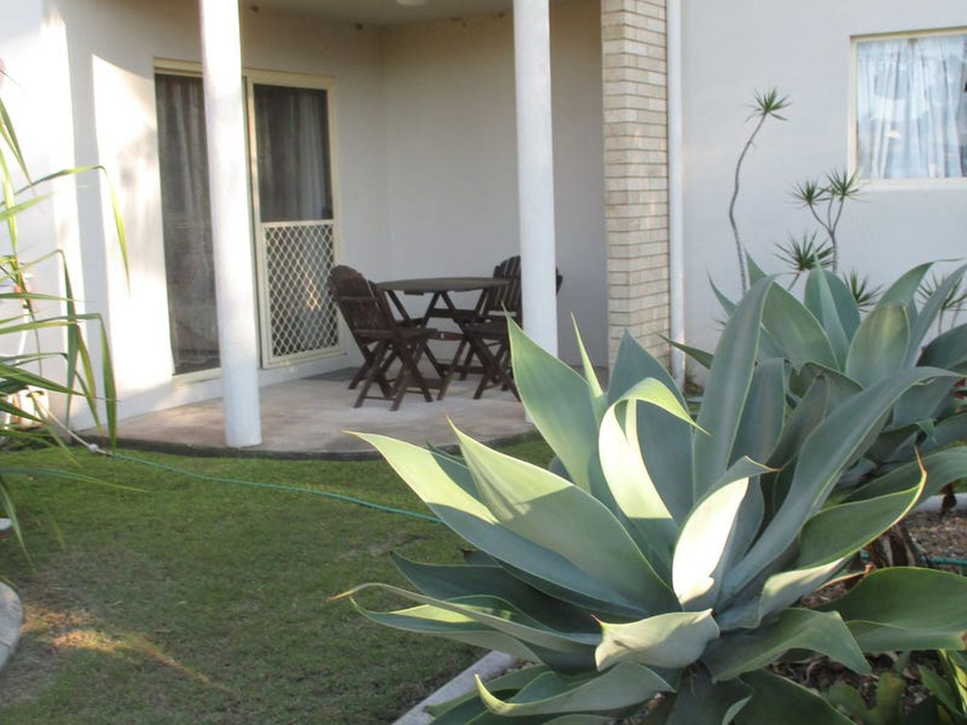 2 / 2 Poinciana Court, Woodgate