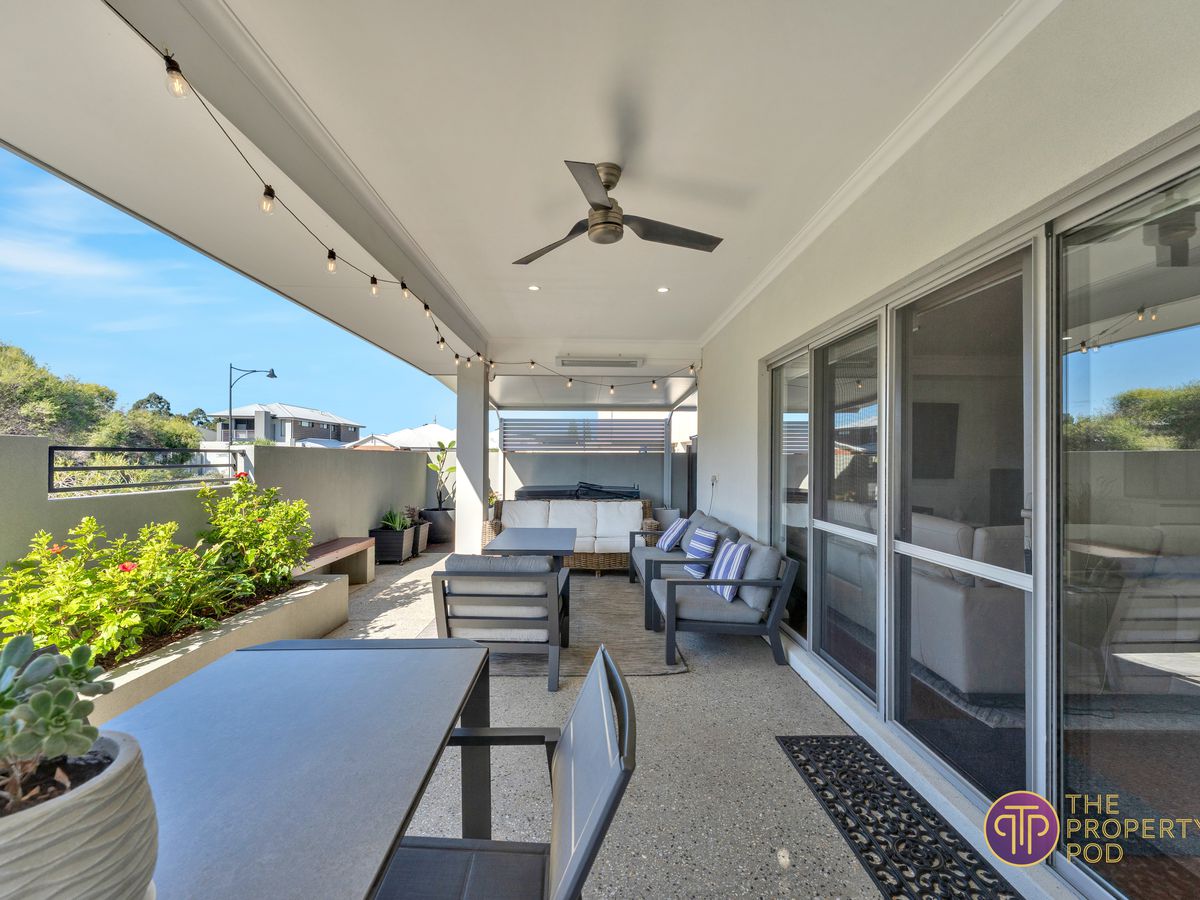 11 The Grandstand, Harrisdale