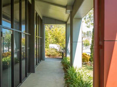 1 / 2 Lyell Street, Fyshwick