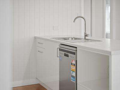 2 Paterson Crescent, George Town