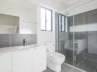 25 Prahan Crescent, Parkinson
