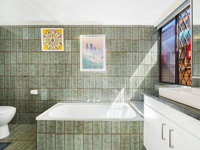 1 / 239 Stanhill Drive, Surfers Paradise
