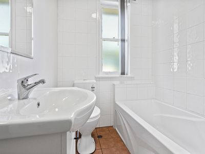 16 Ponsford Avenue, Warilla