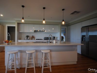 9 Brook Court, Dubbo